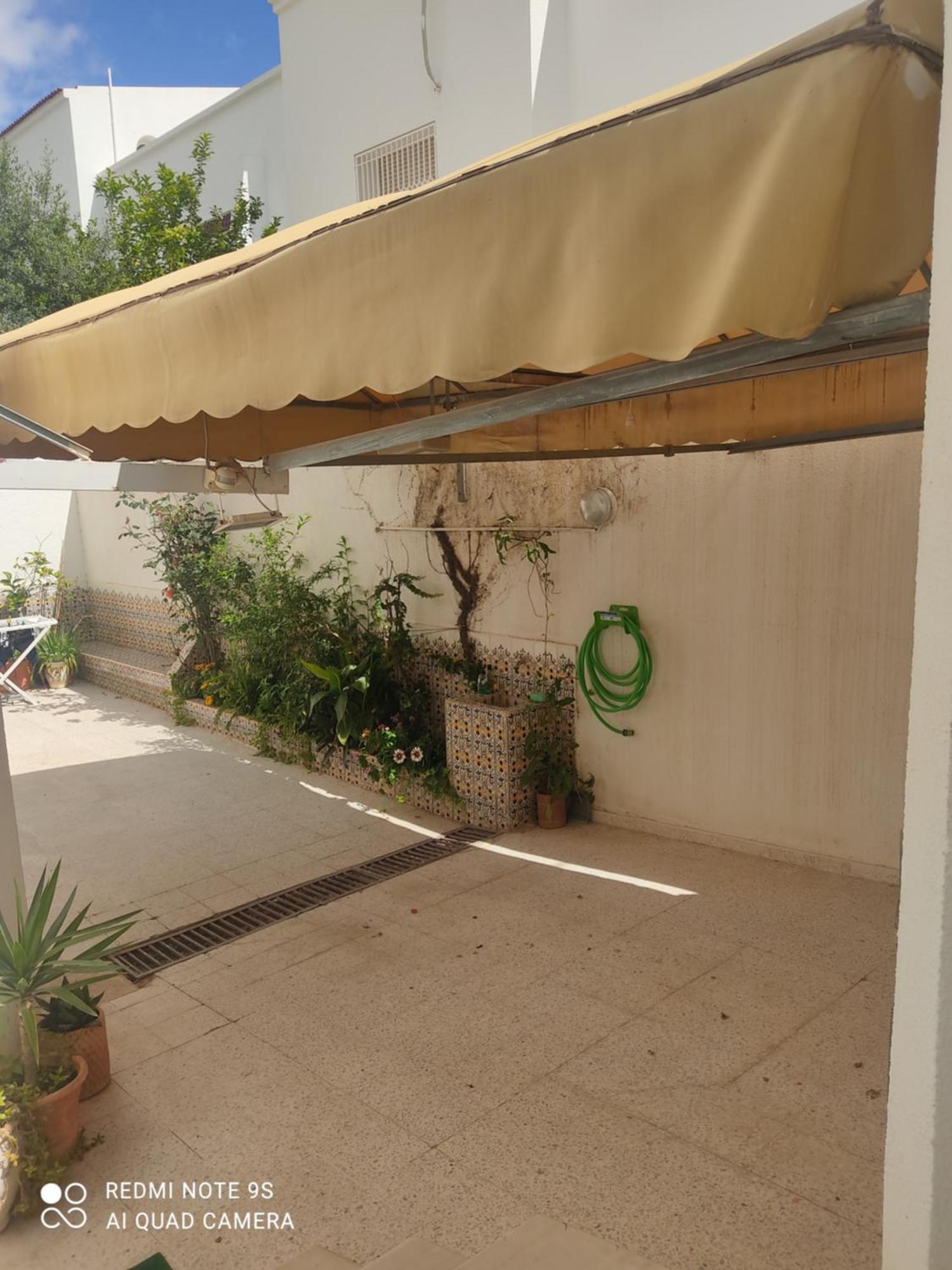 Etage De Villa Avec Jardin, Pres De L'Aireport Et Parking Prive Ariana Exterior photo